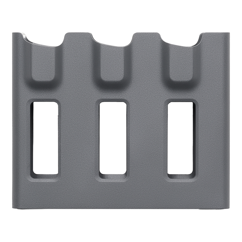 Hub ładowania równoległego do DJI Mavic 4 Pro na jasnym tle.