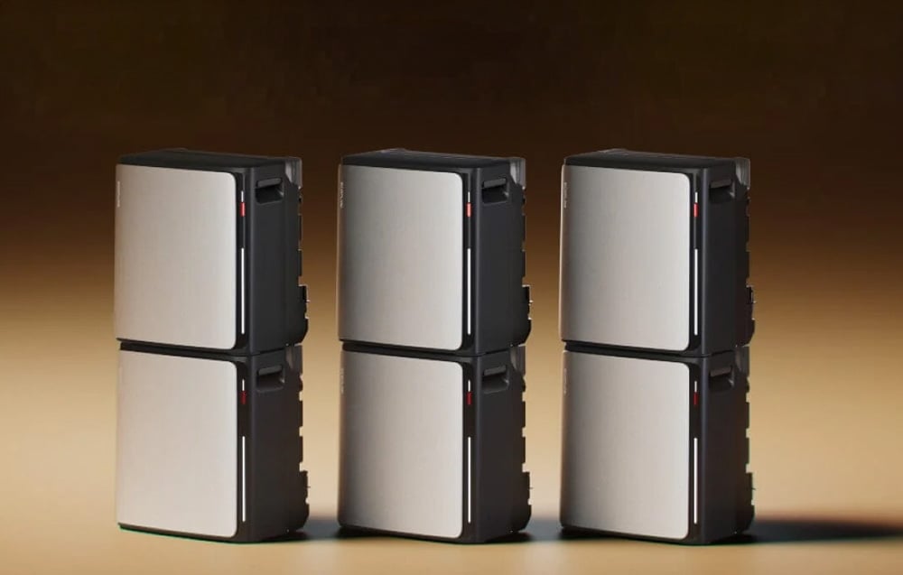 Six energy storage units arranged in three columns of two on a brown gradient background