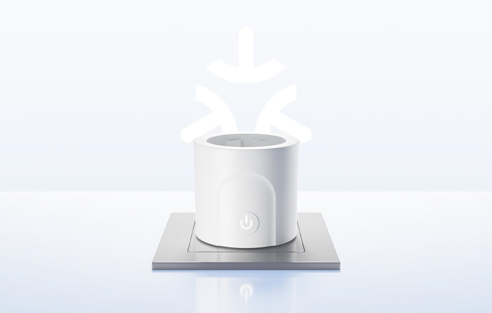 Socket plugged into a power outlet, Matter logo in the background