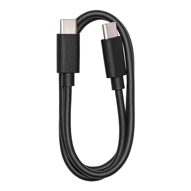 Kabel PD USB-C do USB-C na jasnym tle.